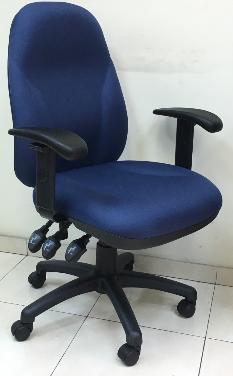כסא משרדי כחול מדגם גל