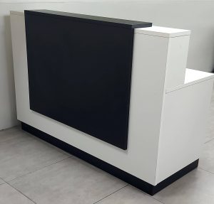 דלפק קבלה במידה 180X70 או 160X70 בגוון לבן בשילוב שחור באספקה מיידית (ייבוא)